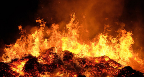 Estate 2025: L'Italia Sotto l'Assalto del Caldo e l'Urgenza Climatica